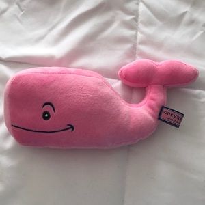 vineyard vines whale plush